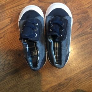 Toddler shoes